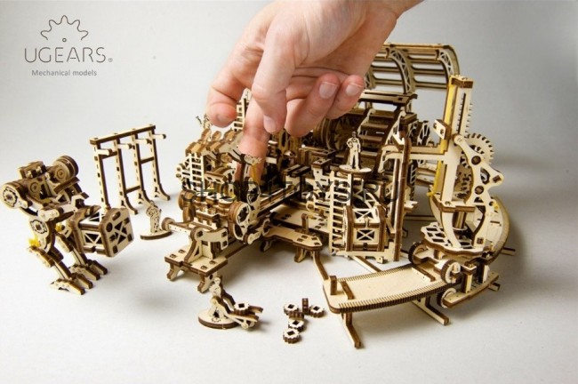 Деревянный 3D конструктор Ugears "Фабрика Роботов" - 70039 Деревянный 3D конструктор Ugears "Фабрика Роботов" - 70039
