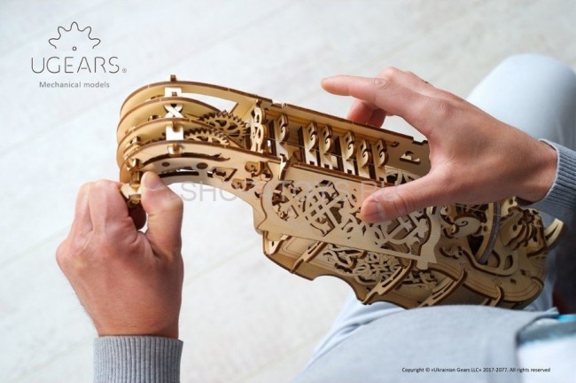 Деревянный 3D конструктор Ugears "Харди-Гарди струнный инструмент" - 70030 Деревянный 3D конструктор Ugears "Харди-Гарди струнный инструмент" - 70030
