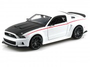 Металлическая модель Maisto Ford Mustang Street Racer 2014 1:24 - 31900 Металлическая модель Maisto Ford Mustang Street Racer 2014 1:24 - 31900