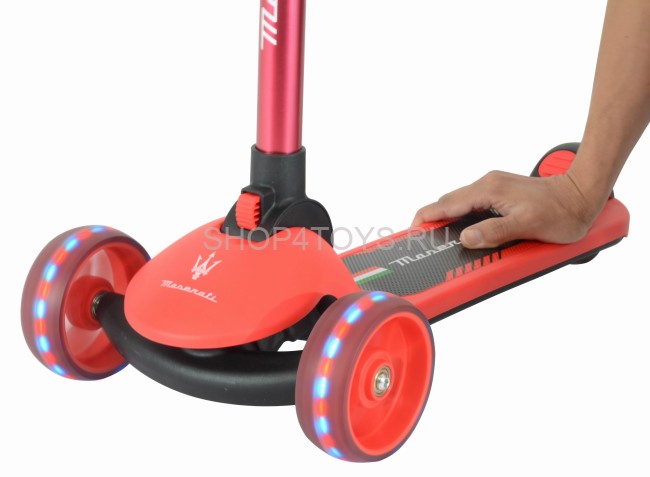 Трехколесный беговел-самокат Maserati с сиденьем - CLB-0140-RED