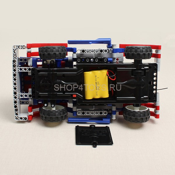 Радиоуправляемый конструктор - грузовик "Оптимус Прайм" - 8006